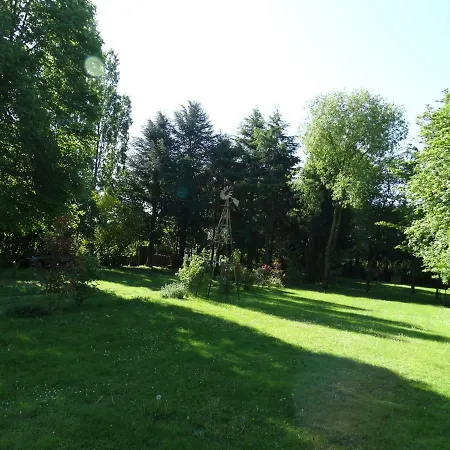 بيت ضيافة La Grange Du Verger 3*